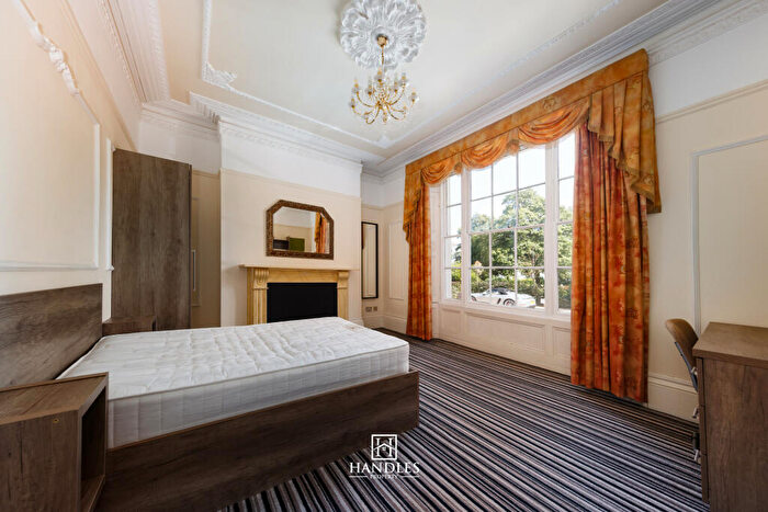 9 Bedroom Apartment To Rent In - Clarendon Square, Leamington Spa, Warwickshire, CV32