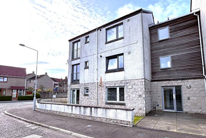 2 Bedroom Flat For Sale In Flat A, St. Margarets Well, Dunfermline, KY12