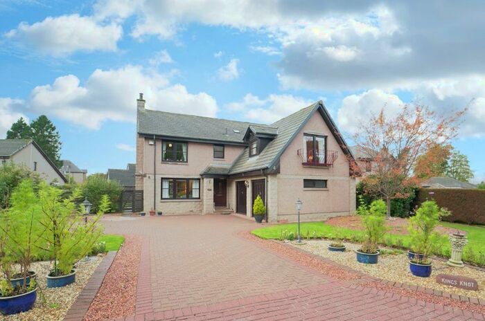 4 Bedroom Detached House For Sale In Drummers Dell, Forfar, Angus, DD8