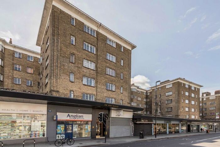 3 Bedroom Flat To Rent In Streatham High Road, London, SW16