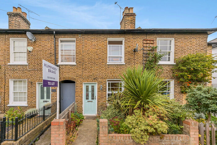 2 Bedroom Terraced House To Rent In Westfield Road, KT6