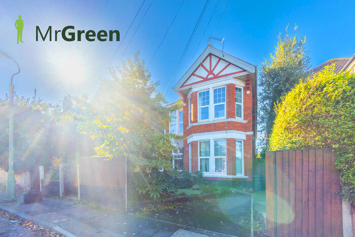 5 Bedroom Maisonette To Rent In Southbourne Road, Bournemouth, BH6