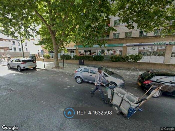 1 Bedroom Flat To Rent In Ira Court, London, SE27