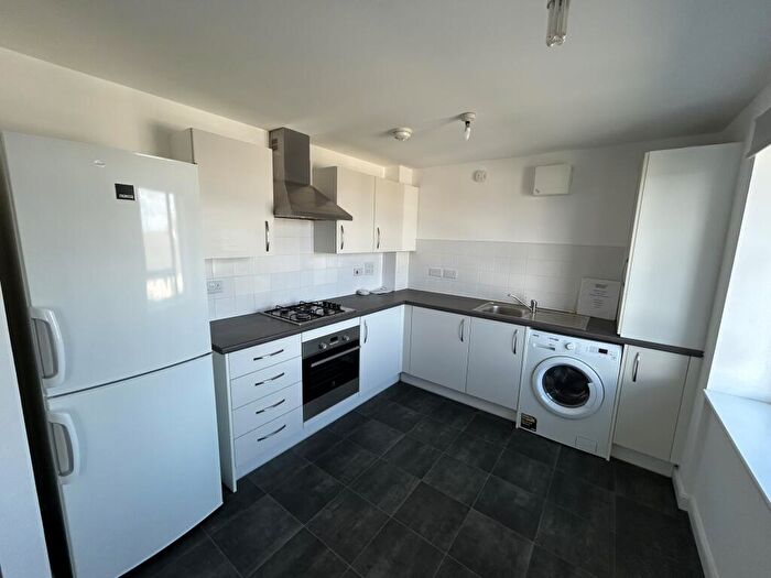 2 Bedroom Apartment To Rent In Flat, Shale Road, Edinburgh, EH17