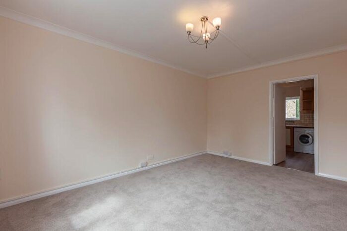 1 Bedroom Apartment To Rent In Millway Close, Oxford, OX2