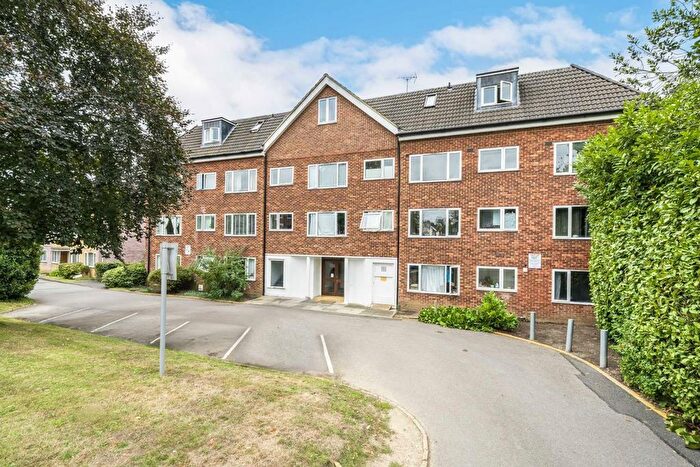 Studio To Rent In Gainsborough Road, North Finchley, N12