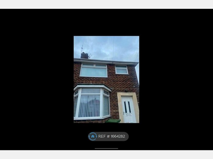 3 Bedroom Semi-Detached House To Rent In Bramble Avenue, Birkenhead, CH41