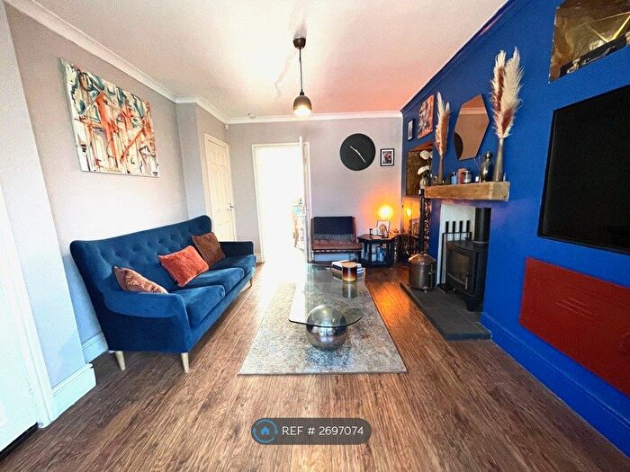 3 Bedroom Terraced House To Rent In Woodhouse Road, Quinton, Birmingham, B32