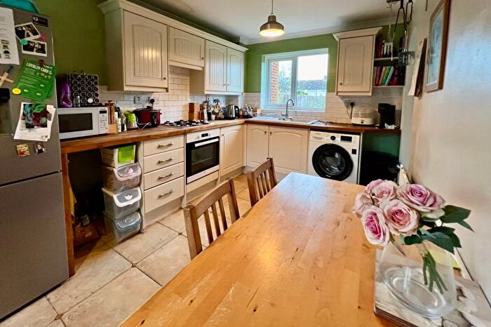 3 Bedroom Terraced House For Sale In Langholm Road, Ashford, TN23