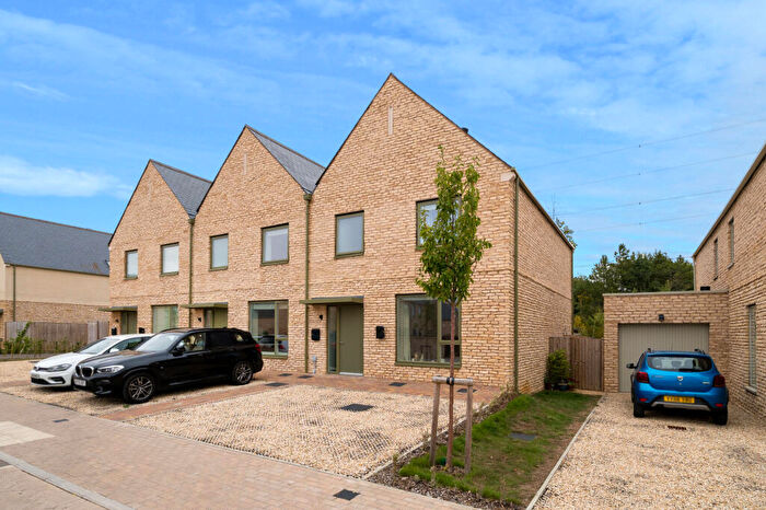 3 Bedroom End Of Terrace House For Sale In Siddington, Cirencester, GL7
