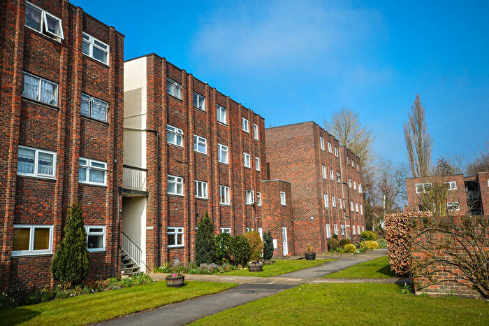 2 Bedroom Apartment To Rent In Broadmeads, Ware, SG12