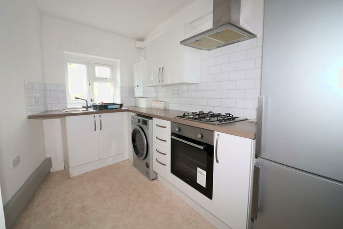 1 Bedroom Flat To Rent In Station Parade, Elm Park, RM12