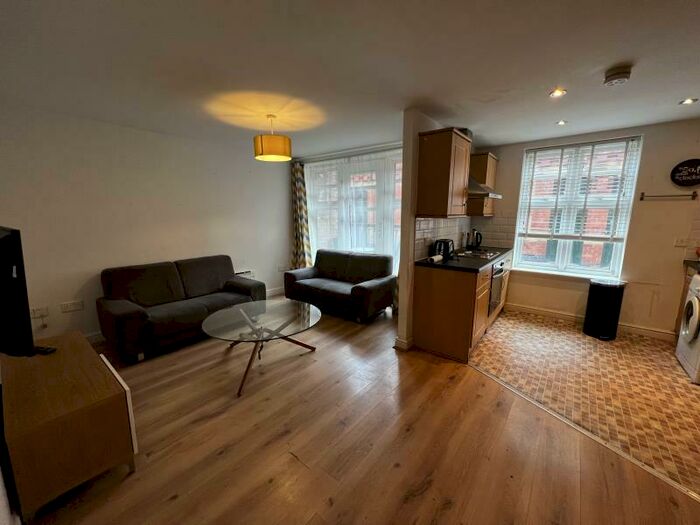 2 Bedroom Apartment To Rent In Barton Street, Castlefield, Manchester, M3