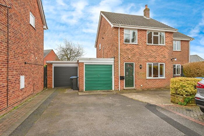 5 Bedroom Detached House For Sale In Oak Crescent, Ashbourne, DE6