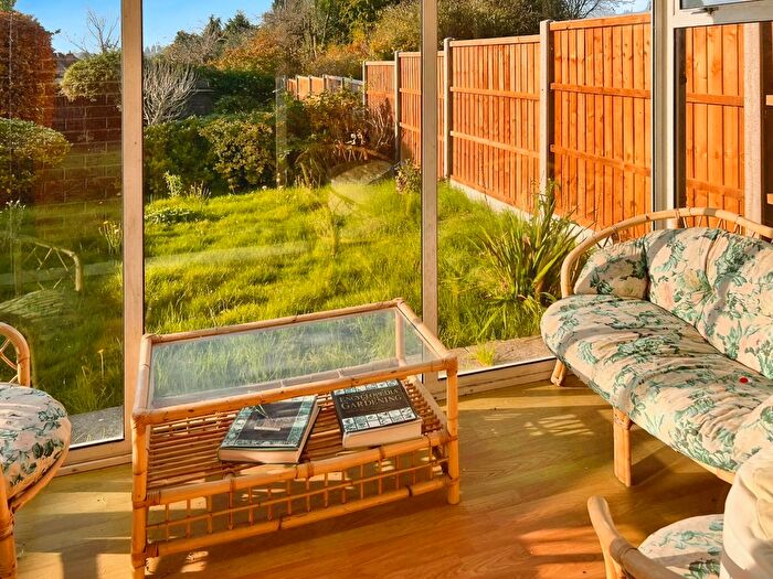 2 Bedroom Semi-Detached Bungalow For Sale In Radiant Road, Leicester, LE5