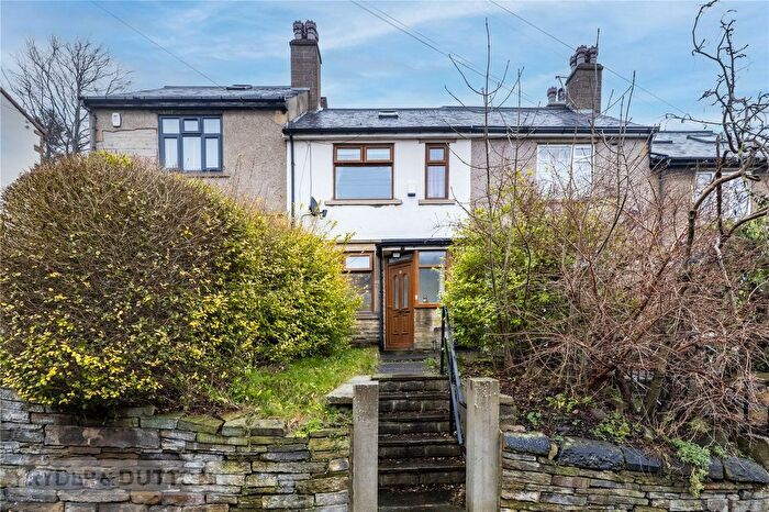 2 Bedroom Terraced House For Sale In Cowcliffe Hill Road, Cowcliffe, Huddersfield, West Yorkshire, HD2