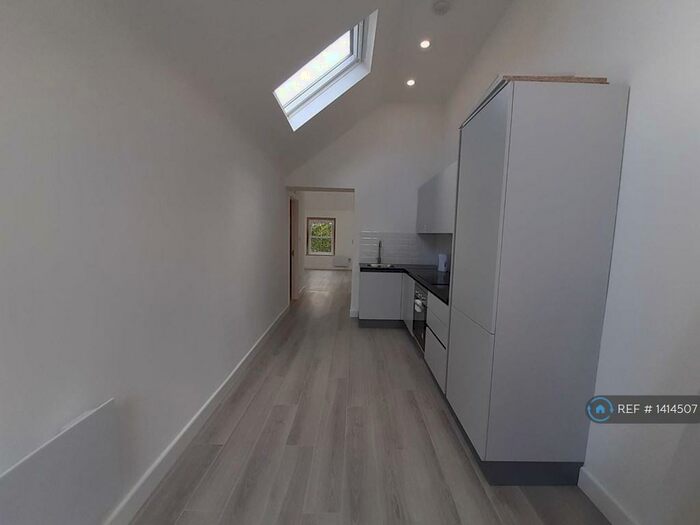 1 Bedroom Flat To Rent In Hatfield Rd, St Albans, AL1