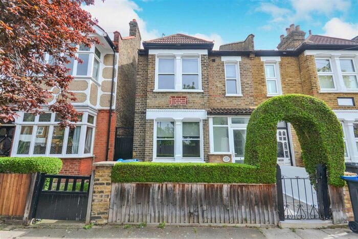 3 Bedroom Property To Rent In Edith Road, London, SW19