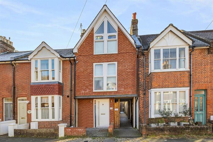 3 Bedroom Property To Rent In Morris Road, Lewes, BN7
