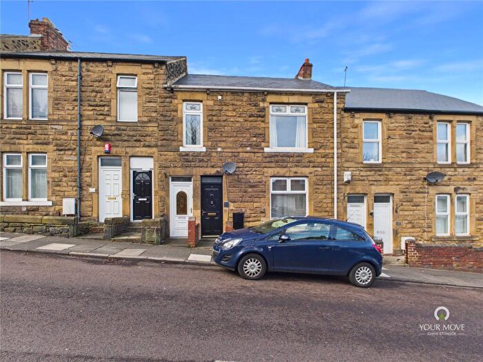 2 Bedroom Flat For Sale In Springfield Terrace, Felling, Gateshead, NE10