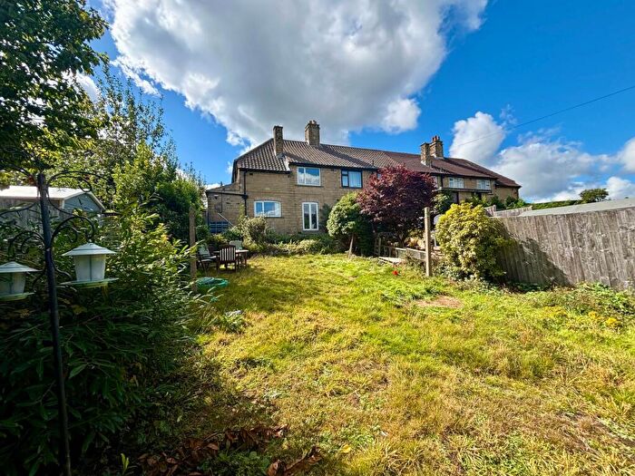 3 Bedroom End Of Terrace House For Sale In Quarry Close, Brockholes, HD9