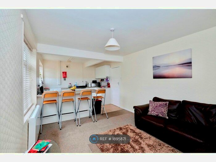 4 Bedroom Terraced House To Rent In Hay Road, Chichester, PO19