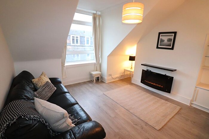 1 Bedroom Flat To Rent In Hartington Road, Aberdeen, AB10