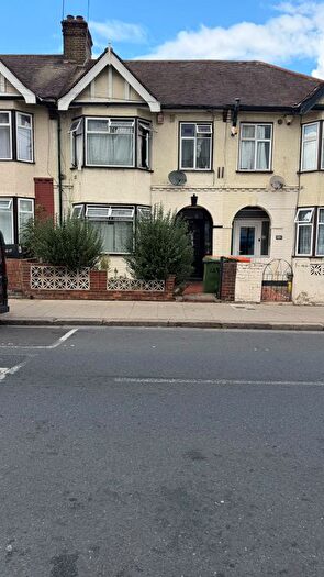 1 Bedroom Flat To Rent In Church Road, Manor Park, London, E12
