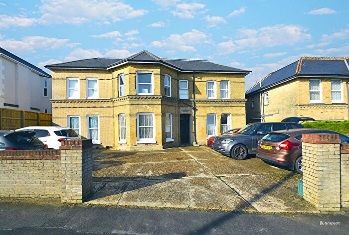 1 Bedroom Flat To Rent In Arthurs Hill, Shanklin, PO37