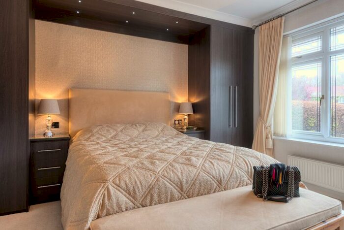 3 Bedroom Detached House For Sale In Bowlacre Road, Gee Cross, SK14