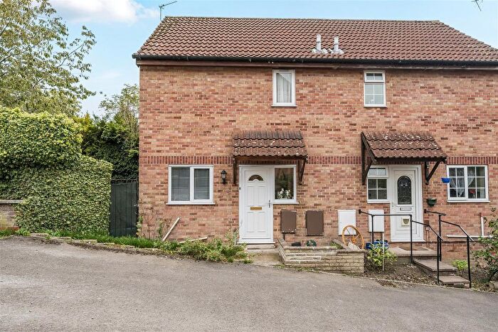 2 Bedroom End Of Terrace House For Sale In Downs Close, Devizes, SN10