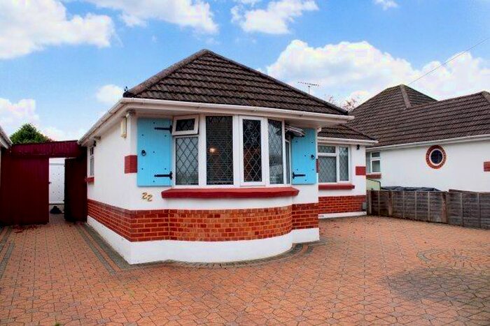 3 Bedroom Bungalow To Rent In Benbridge Avenue, Bournemouth BH11