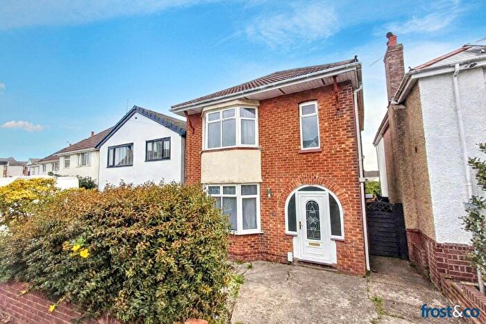 3 Bedroom Detached House For Sale In Lacey Crescent, Lower Parkstone, Poole, Dorset, BH15