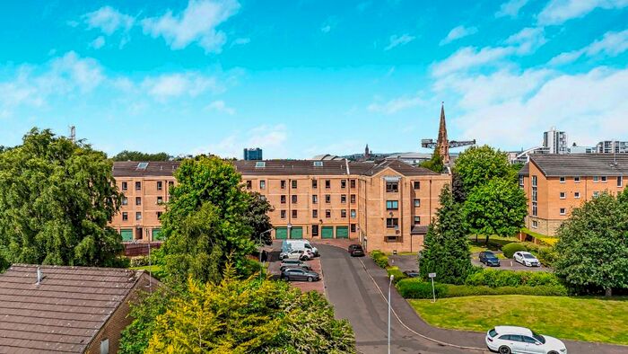 2 Bedroom Flat To Rent In Milnpark Gardens, Kinning Park, Glasgow, G41