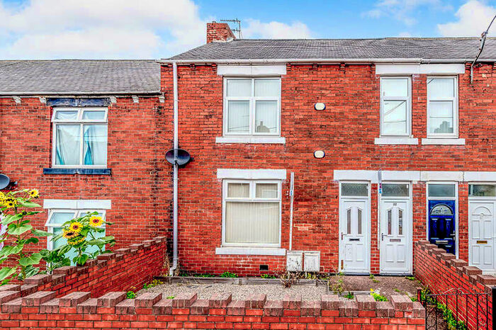 2 Bedroom Flat To Rent In Mitchell Street, Birtley, Chester Le Street, DH3