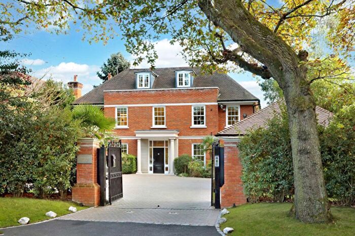 5 Bedroom Detached House To Rent In West End Lane, Stoke Poges, Slough, SL2