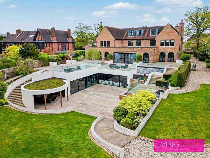 1 Bedroom Detached House To Rent In Broad Walk, Southgate, N21