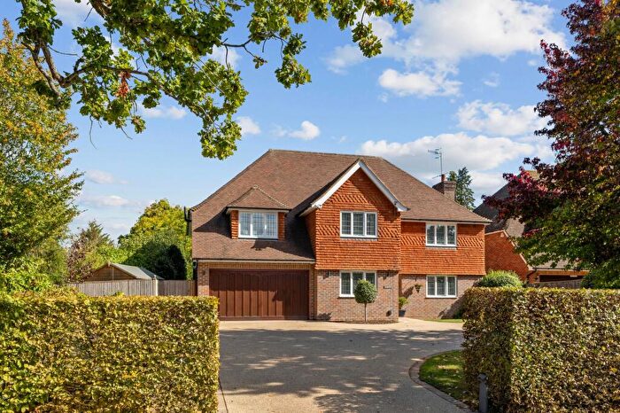 5 Bedroom Detached House For Sale In Grove Road, Cranleigh, GU6