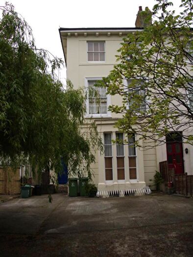 1 Bedroom Flat To Rent In Villiers Road (), Southsea, Portsmouth, PO5