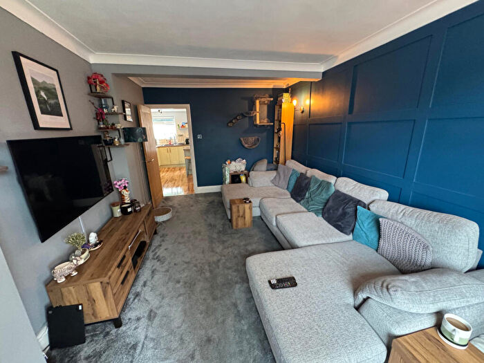 3 Bedroom Semi-Detached House For Sale In North Road, Audenshaw, M34