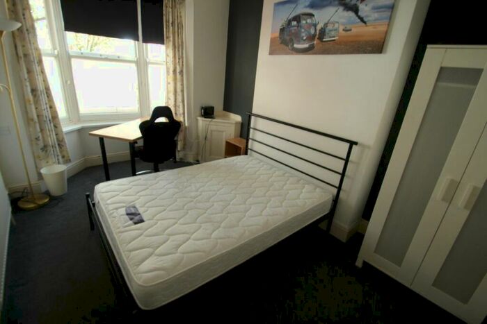 4 Bedroom Terraced House To Rent In Harrow Road, Leicester, LE3