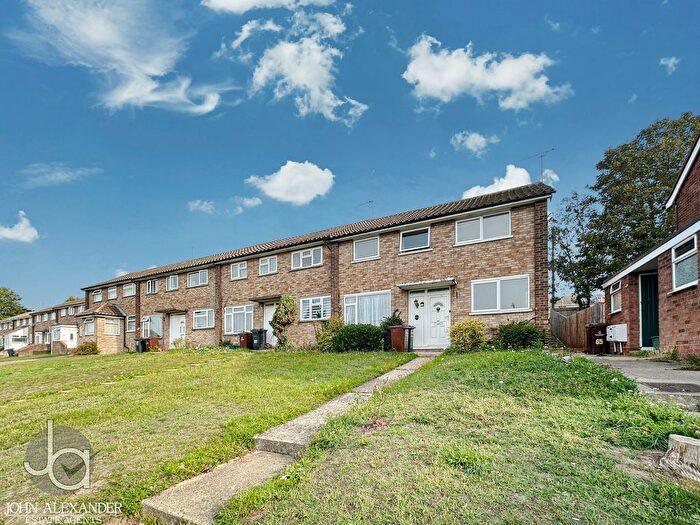 3 Bedroom End Terrace House For Sale In Forest Road, Colchester, CO4