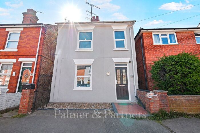 2 Bedroom Detached House To Rent In Albert Street, Colchester, Essex, CO1