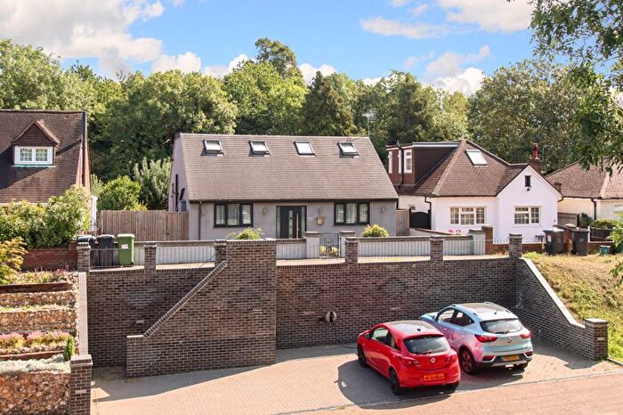 2 Bedroom Property For Sale In Abbots Rise, Kings Langley, WD4