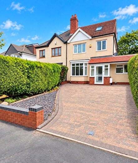 4 Bedroom Semi-Detached House For Sale In Oakham Road, Oakham, Dudley, DY2