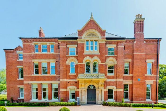 2 Bedroom Flat To Rent In The Grange, Binley, Coventry, CV3