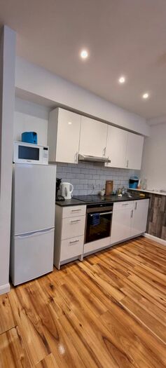 1 Bedroom Flat To Rent In Portway, Stratford, E15