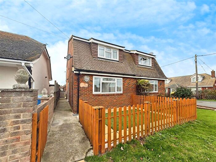 2 Bedroom House For Sale In Mustards Road, Leysdown-On-Sea, Sheerness, ME12