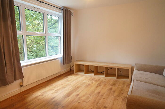 2 Bedroom Apartment To Rent In Park House, Palatine Road, Didsbury, M20