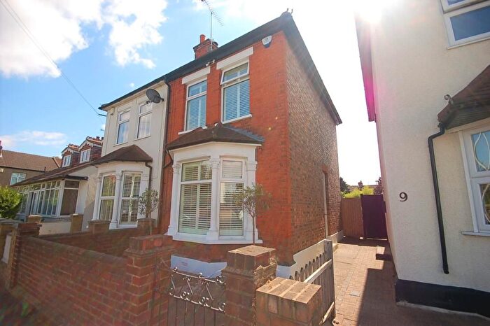 3 Bedroom Semi-Detached House To Rent In Drummond Road, Romford, RM7